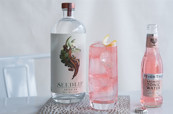 Fever-Tree: il cocktail analcolico tutto rosa per la Festa della Mamma